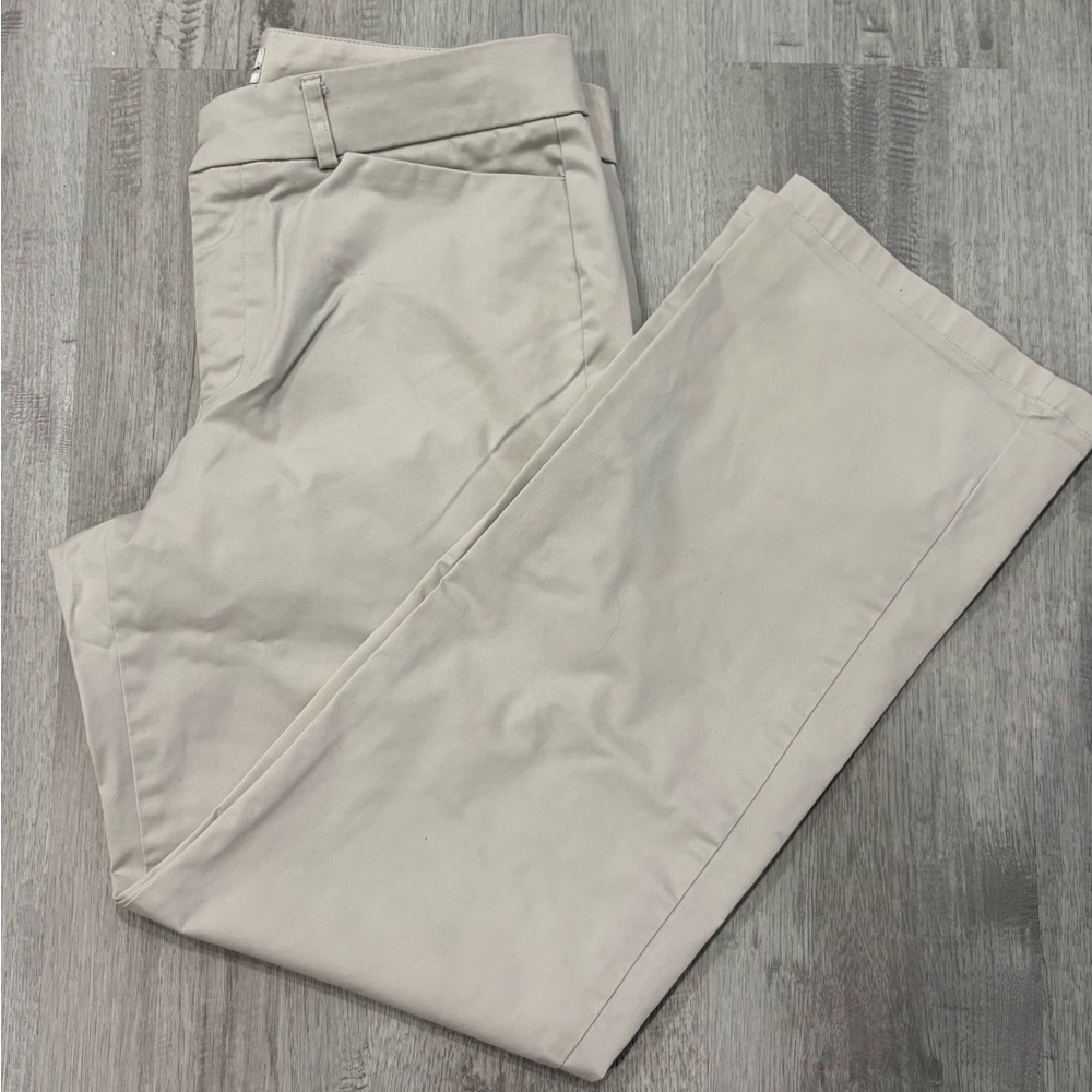 Dockers Women’s Cream Coloured Metro Trousers